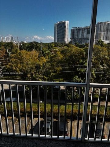 16950 W Dixie Hwy A628 Hwy 628, North Miami Beach, FL 33160