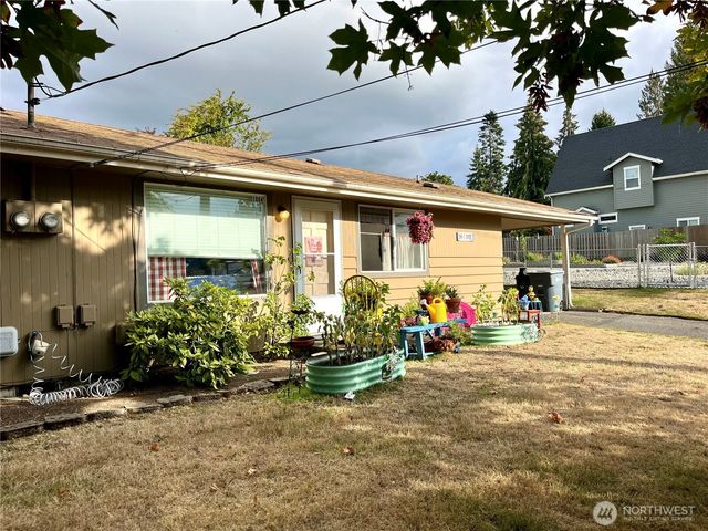 1004 15th Avenue, Milton, WA 98354