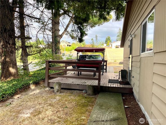 1004 15th Avenue, Milton, WA 98354