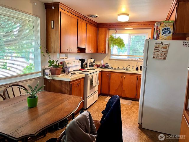 1004 15th Avenue, Milton, WA 98354
