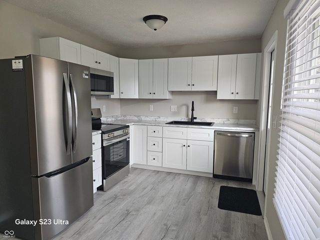 1216 Gwinn Lane, Lapel, IN 46051