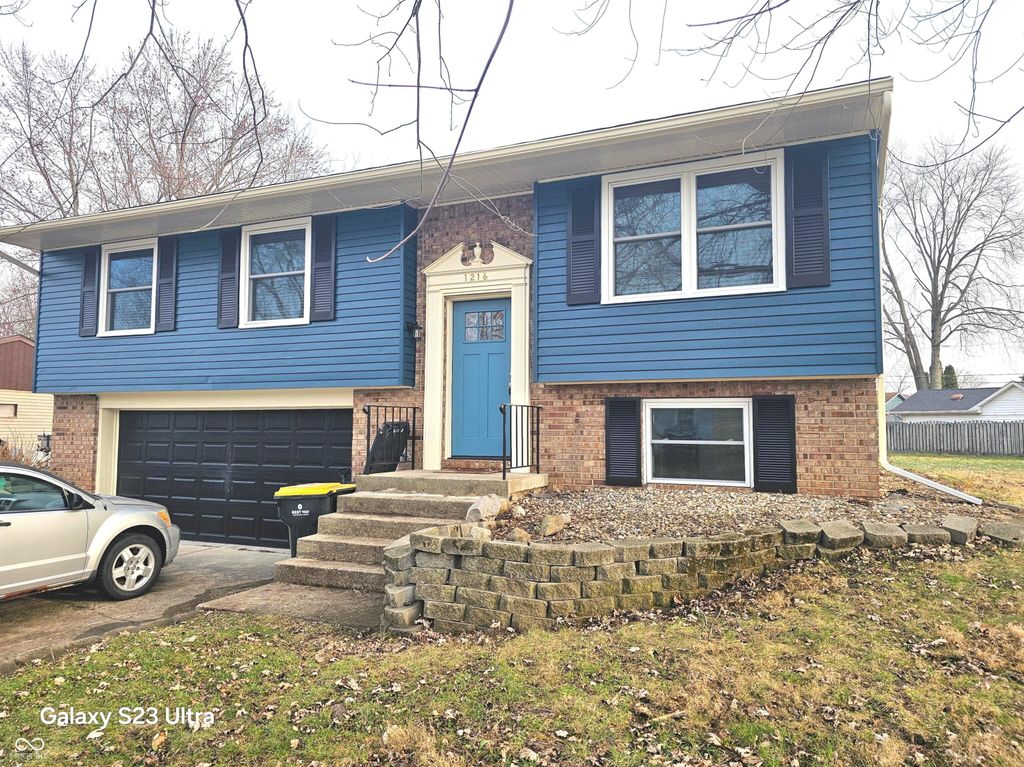 1216 Gwinn Lane, Lapel, IN 46051