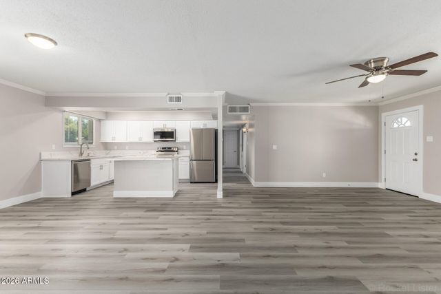 7701 W FAIRMOUNT Avenue, Phoenix, AZ 85033