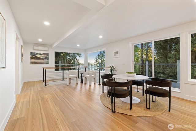 14538 38th Avenue NE, Lake Forest Park, WA 98155