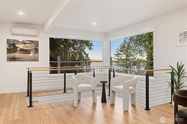 14538 38th Avenue NE, Lake Forest Park, WA 98155