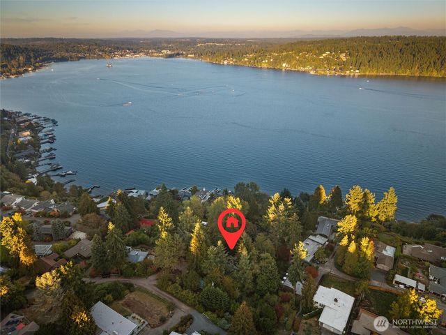 14538 38th Avenue NE, Lake Forest Park, WA 98155