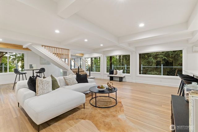 14538 38th Avenue NE, Lake Forest Park, WA 98155