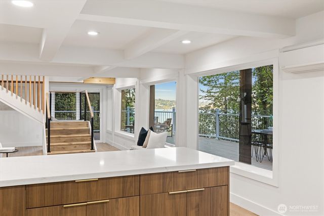 14538 38th Avenue NE, Lake Forest Park, WA 98155