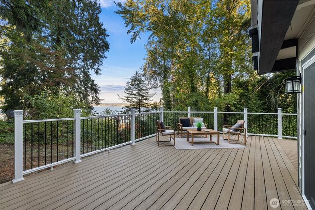 14538 38th Avenue NE, Lake Forest Park, WA 98155