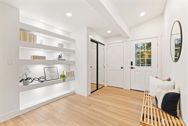 14538 38th Avenue NE, Lake Forest Park, WA 98155