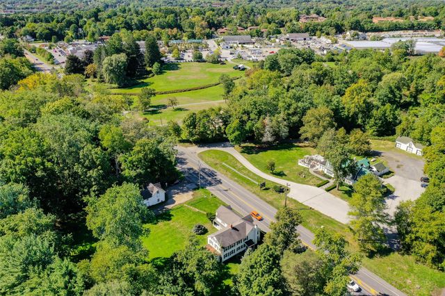 788 Dutchess Turnpike, Poughkeepsie, NY 12603