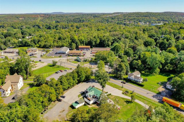 788 Dutchess Turnpike, Poughkeepsie, NY 12603