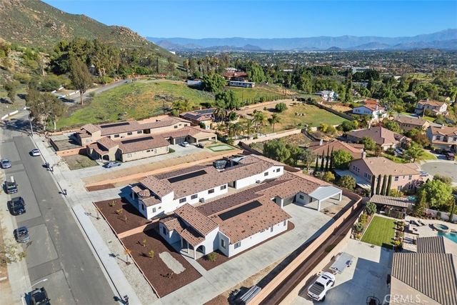 4479 Gilchrist Drive, Riverside, CA 92505