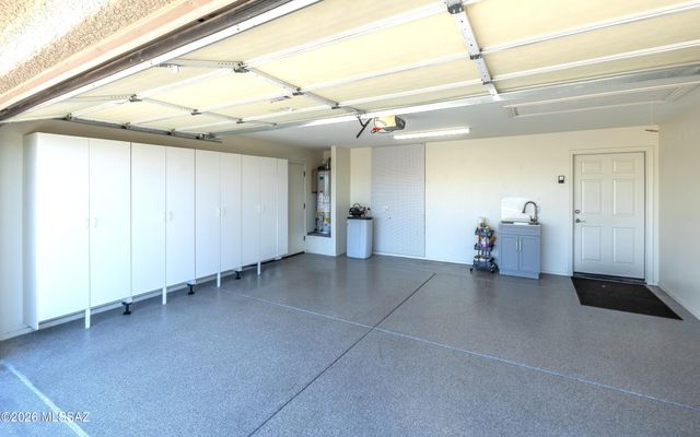 13590 N Nightstar Court, Marana, AZ 85658