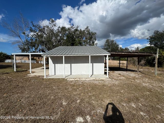 8104 Ridge Road, Weeki Wachee, FL 34613