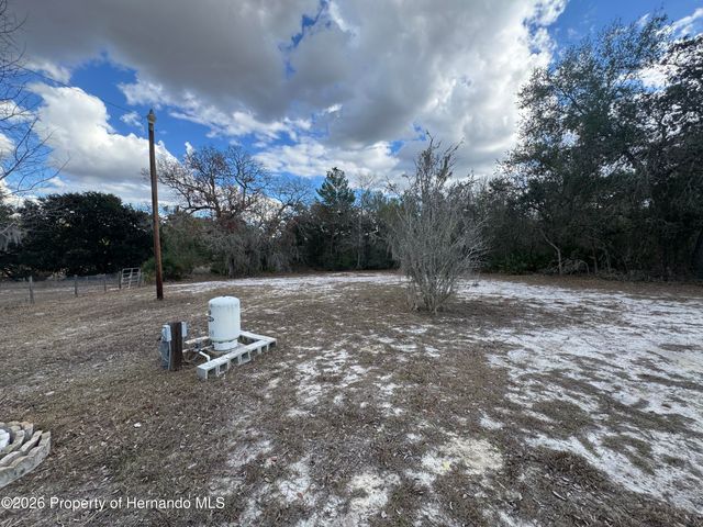 8104 Ridge Road, Weeki Wachee, FL 34613