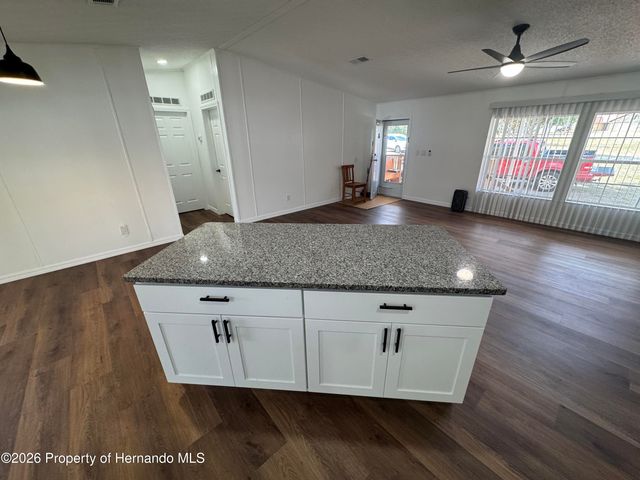 8104 Ridge Road, Weeki Wachee, FL 34613