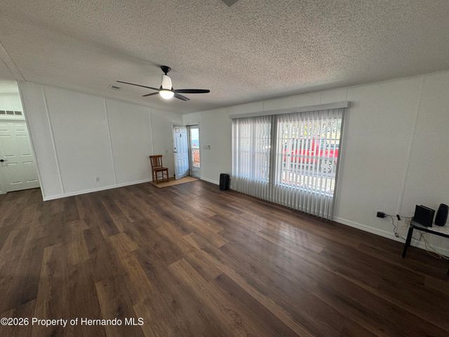 8104 Ridge Road, Weeki Wachee, FL 34613