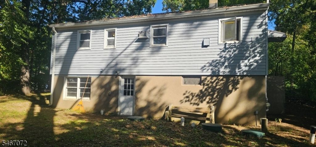 26 Woods Edge Rd, Byram Twp., NJ 07874 — photo 3