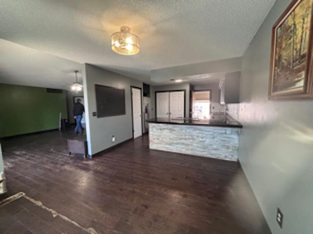 703 Heidi Ln, Mulvane, KS 67110