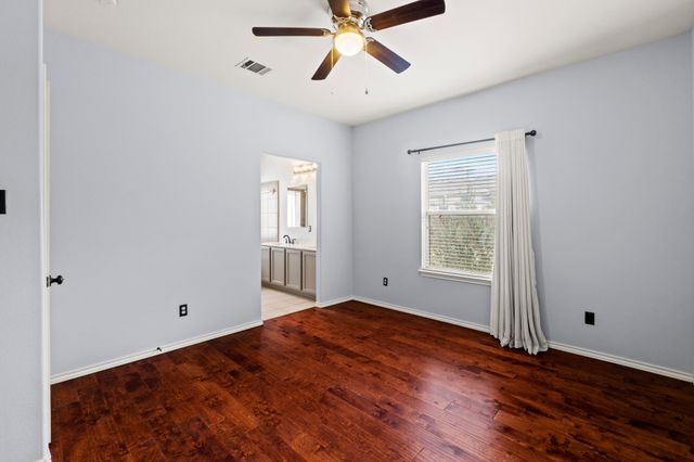 11820 Dunfries LN, Austin, TX 78754