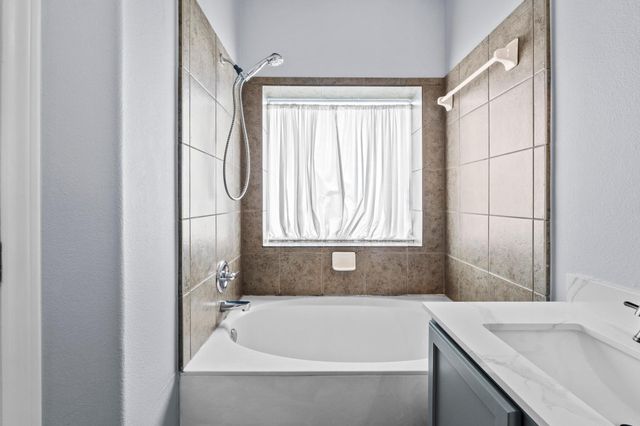 11820 Dunfries LN, Austin, TX 78754