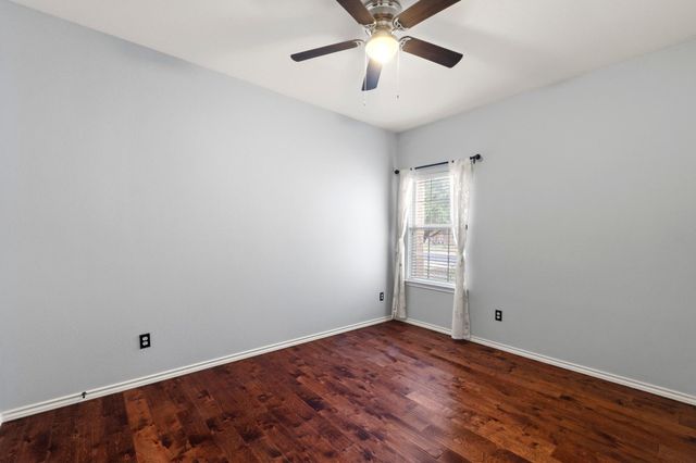 11820 Dunfries LN, Austin, TX 78754