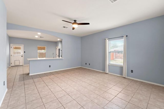 11820 Dunfries LN, Austin, TX 78754