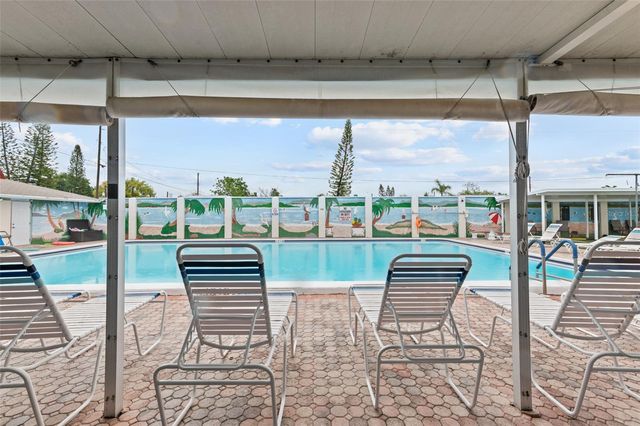 4351 TAHITIAN GARDENS CIRCLE C, Holiday, FL 34691