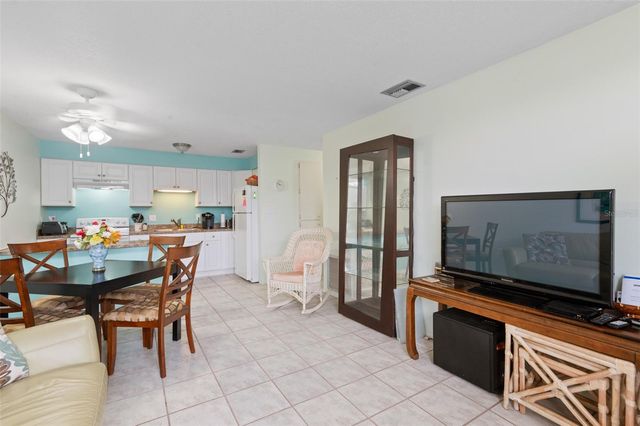 4351 TAHITIAN GARDENS CIRCLE C, Holiday, FL 34691