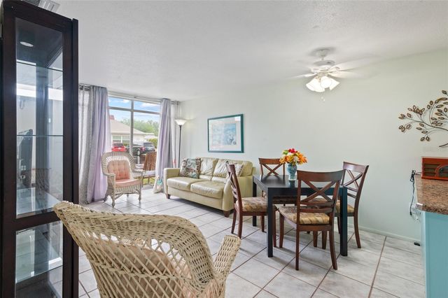 4351 TAHITIAN GARDENS CIRCLE C, Holiday, FL 34691