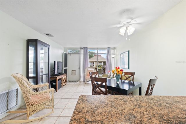 4351 TAHITIAN GARDENS CIRCLE C, Holiday, FL 34691