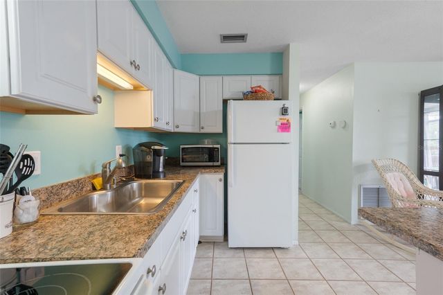 4351 TAHITIAN GARDENS CIRCLE C, Holiday, FL 34691