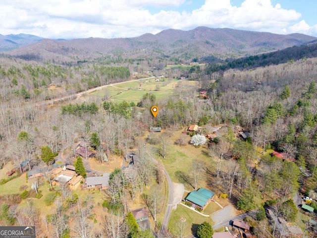 1852 Deer Run Circle, Hiawassee, GA 30546