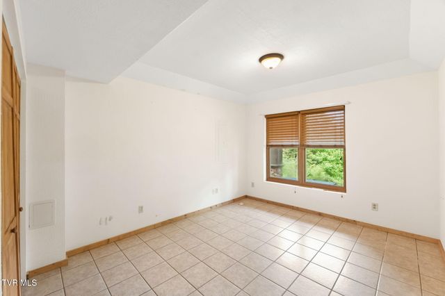 21179 Green Spring Road, Abingdon, VA 24211