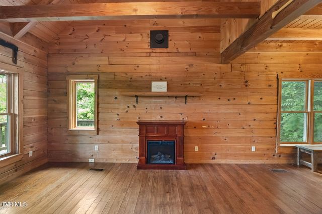 21179 Green Spring Road, Abingdon, VA 24211