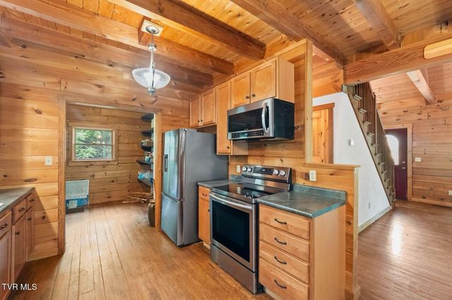 21179 Green Spring Road, Abingdon, VA 24211