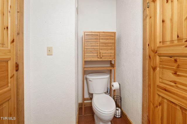 21179 Green Spring Road, Abingdon, VA 24211