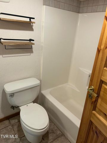 21179 Green Spring Road, Abingdon, VA 24211