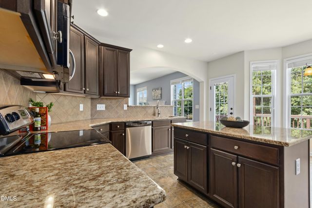 462 Big Willow Way, Rolesville, NC 27571
