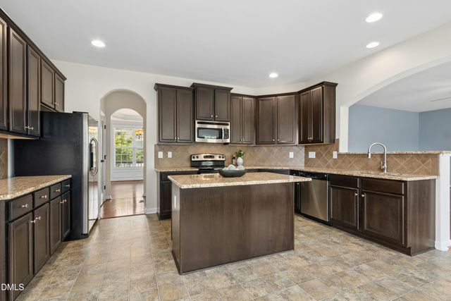 462 Big Willow Way, Rolesville, NC 27571