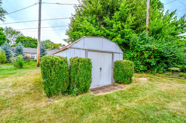 6811 Kinsey Road 6811 Kinsey Road, Englewood, OH 45322