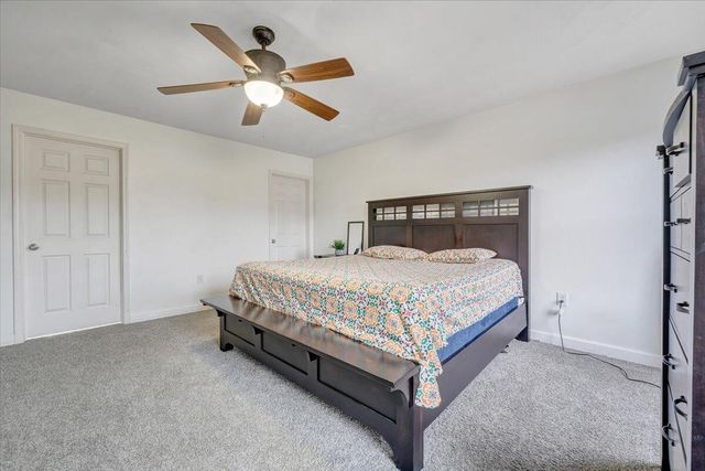 1818 High Gate LN, Salem, VA 24153