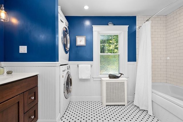 270 Elm St, Walpole, MA 02081