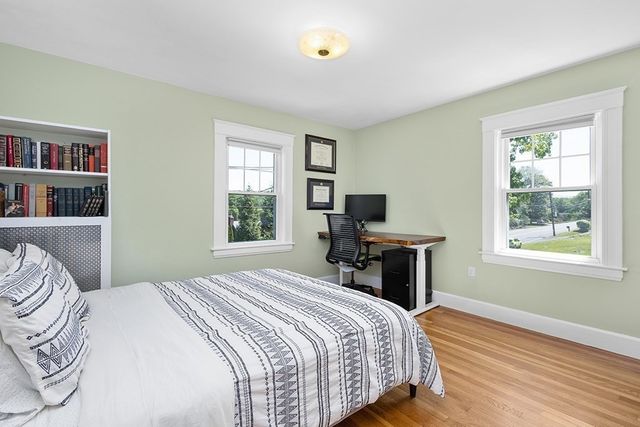 270 Elm St, Walpole, MA 02081