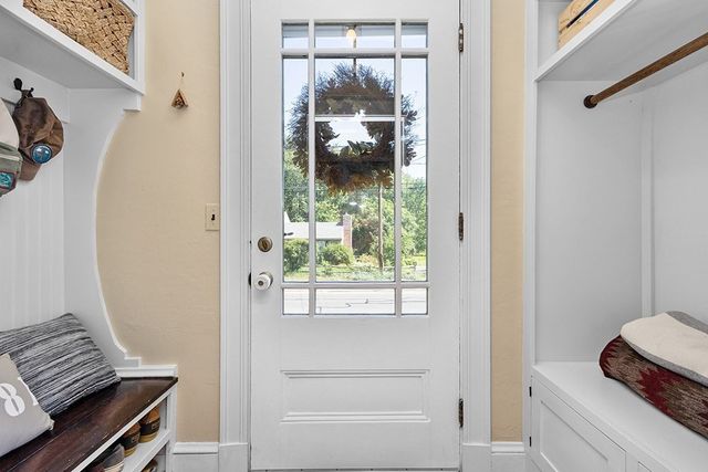 270 Elm St, Walpole, MA 02081