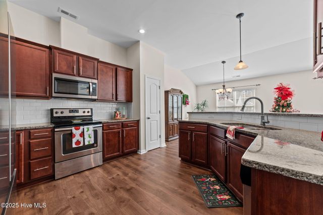 544 Arbor Drive, Greenville, NC 27858