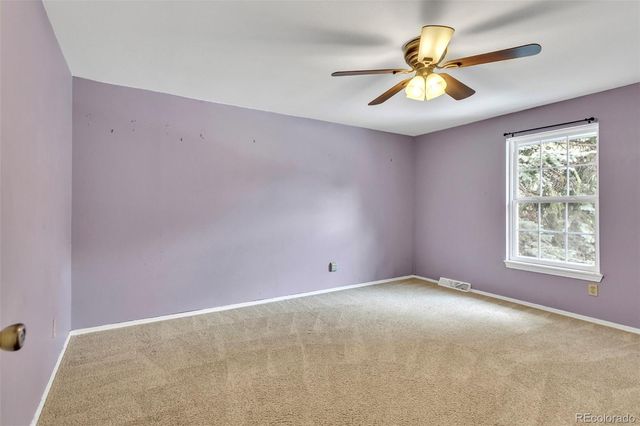 7926 S Roslyn Way, Englewood, CO 80112