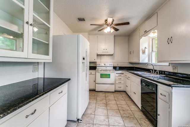 341 TUTTLE RD, Terrell Hills, TX 78209