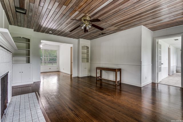 341 TUTTLE RD, Terrell Hills, TX 78209